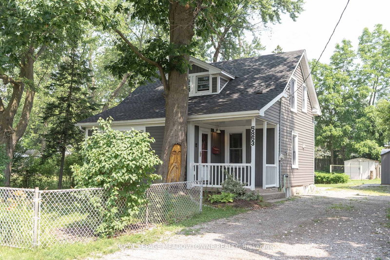 5853 Mcleod Rd, Niagara Falls, L2G 3E5 | Image 2