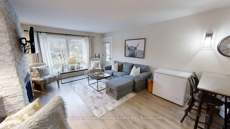 52-308 - 1235 Deerhurst Dr, Huntsville, P1H 2E8 | Image 3