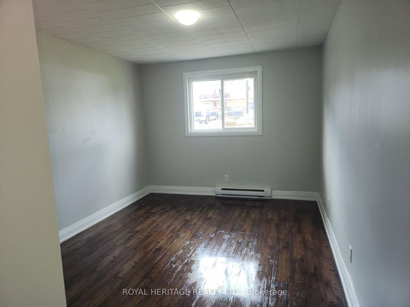 107 - 8800 Willoughby Dr, Niagara Falls, L2G 6X8 | Image 3