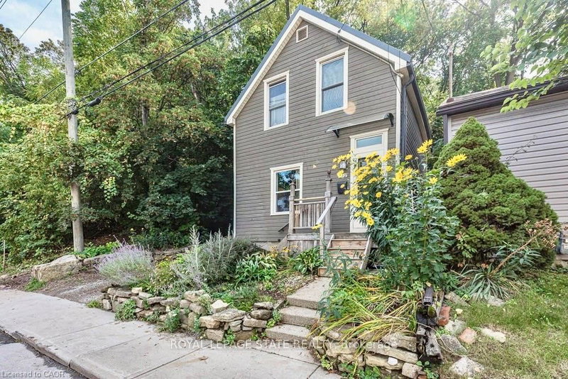 210 Charlton Ave E, Hamilton, L8N 1Z1 | Image 2