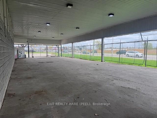 1780 Wharncliffe Road S - Photo 13