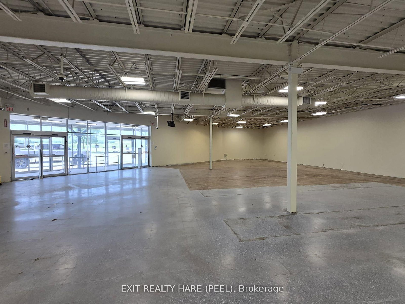 1780 Wharncliffe Road S - Photo 7