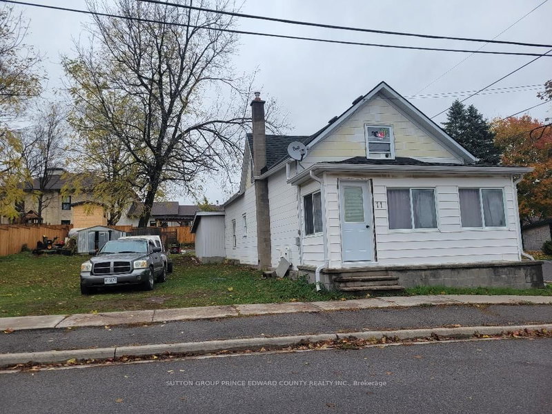 11 Low Street