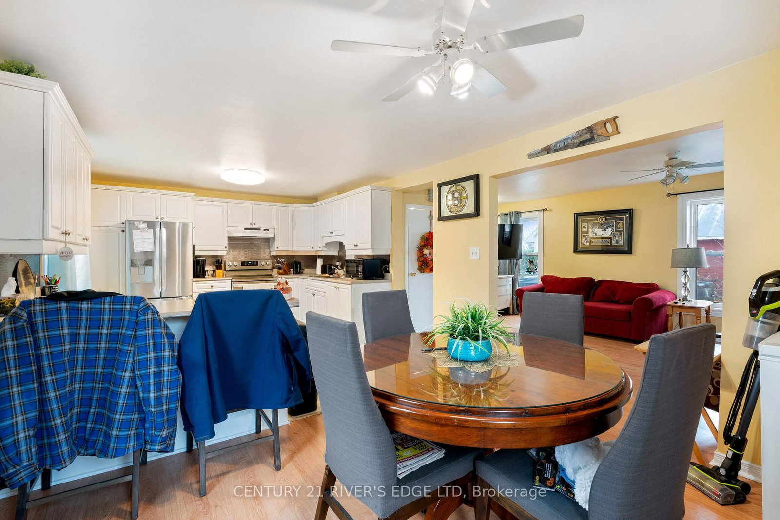 Listing Image 10