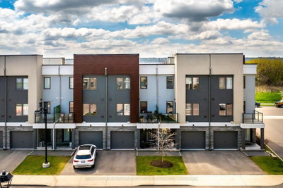 Townhouse leased at 9-115 Shoreview Place, Hamilton, Ontario, L8E 0K4 - Lakeshore - MLS: X12498132