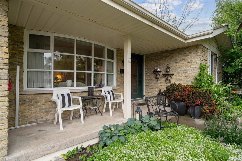 11 Bayleaf Crt, Peterborough, K9K 1A2 | Image 3