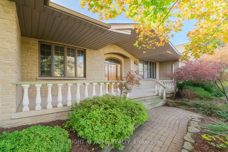 425 Golf Club Road