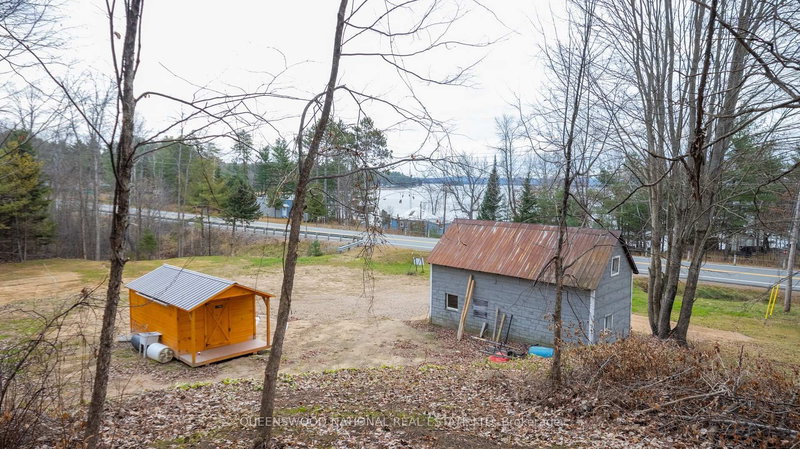 12894 HIGHWAY 60 Rte, Golden Lake, K0J 1X0 | Image 2