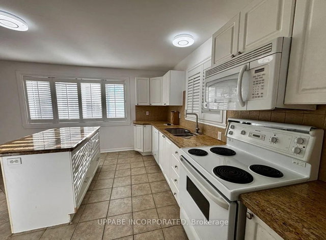 2 - 225 Cobourg Street