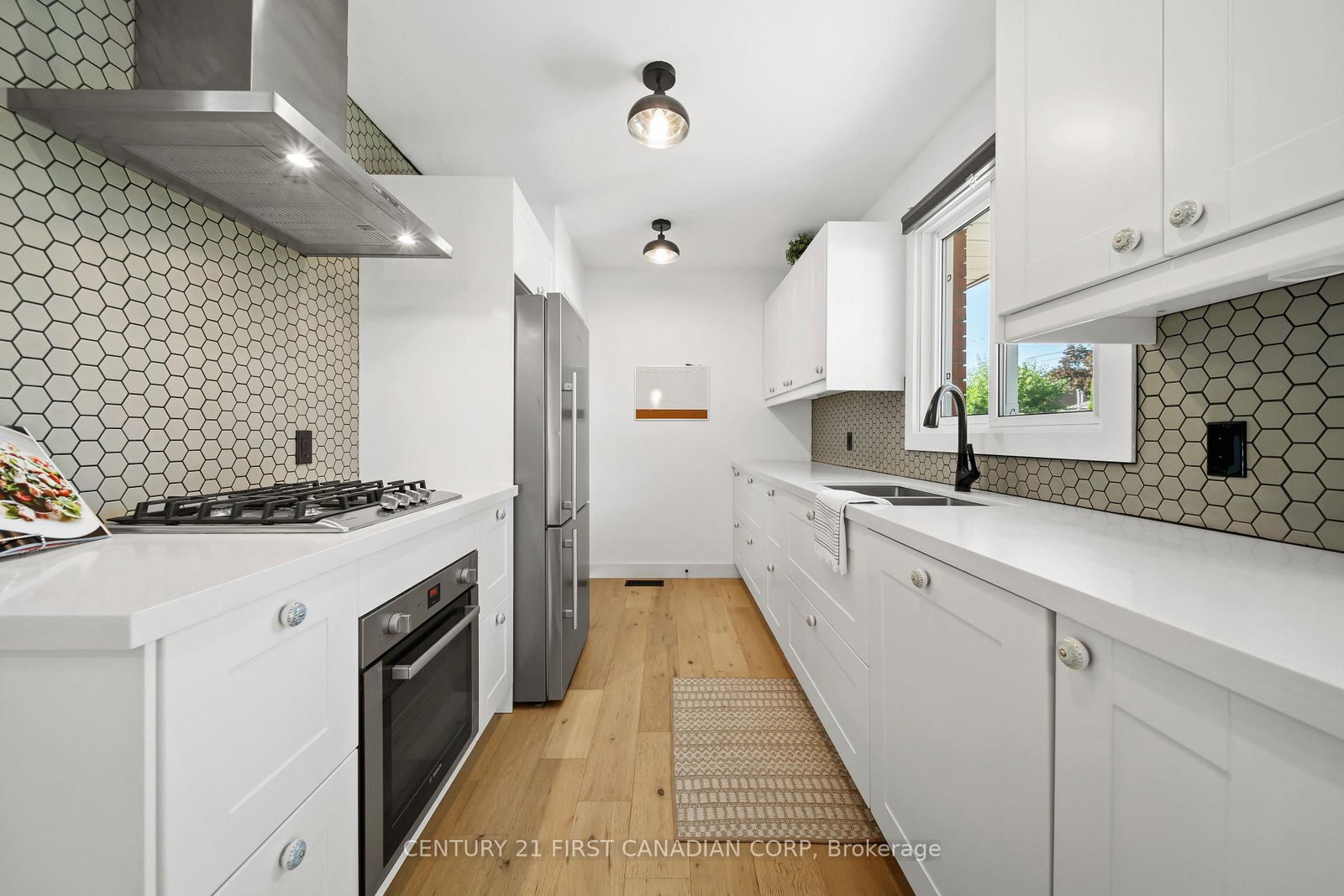 Listing Image 13