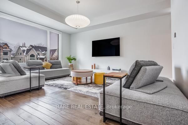 125 Craigmore Cres, Blue Mountains, L9Y 0N6 | Image 3