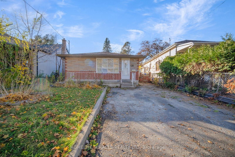 201 Emerson Ave, London South, N5Z 3L5 | Image 2