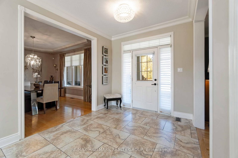 137 Goodman Dr, Ottawa, K2W 1C7 | Image 3