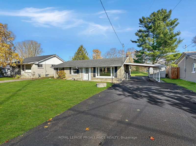 40 Ashley St, Quinte West, K0K 2B0 | Image 2