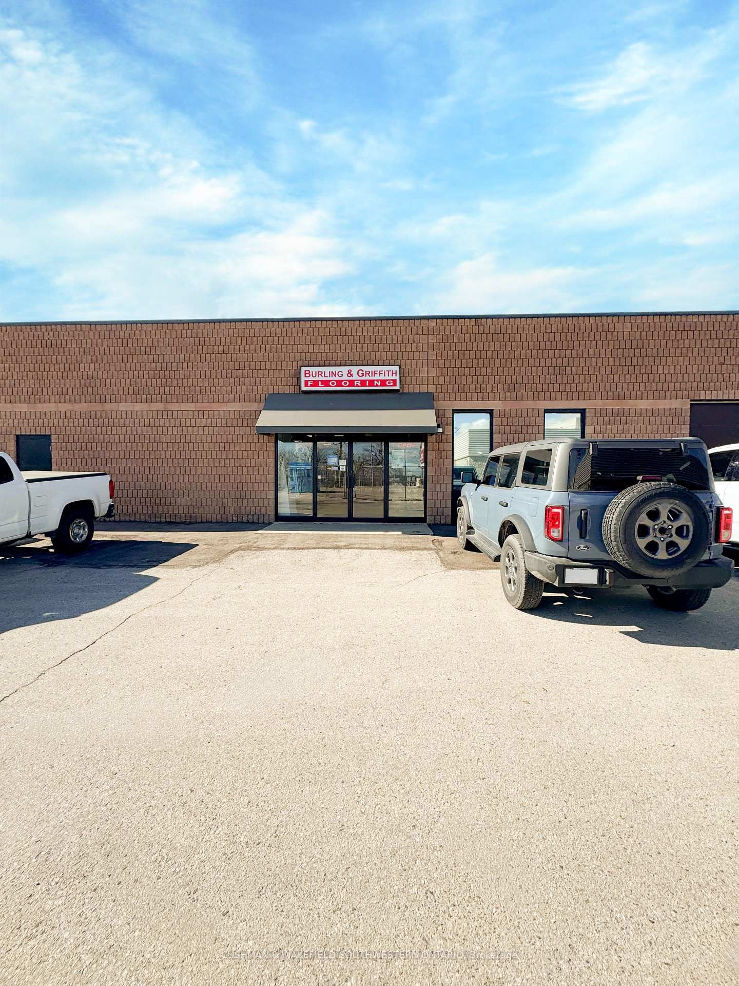 1806 Wharncliffe Road S - Photo 12