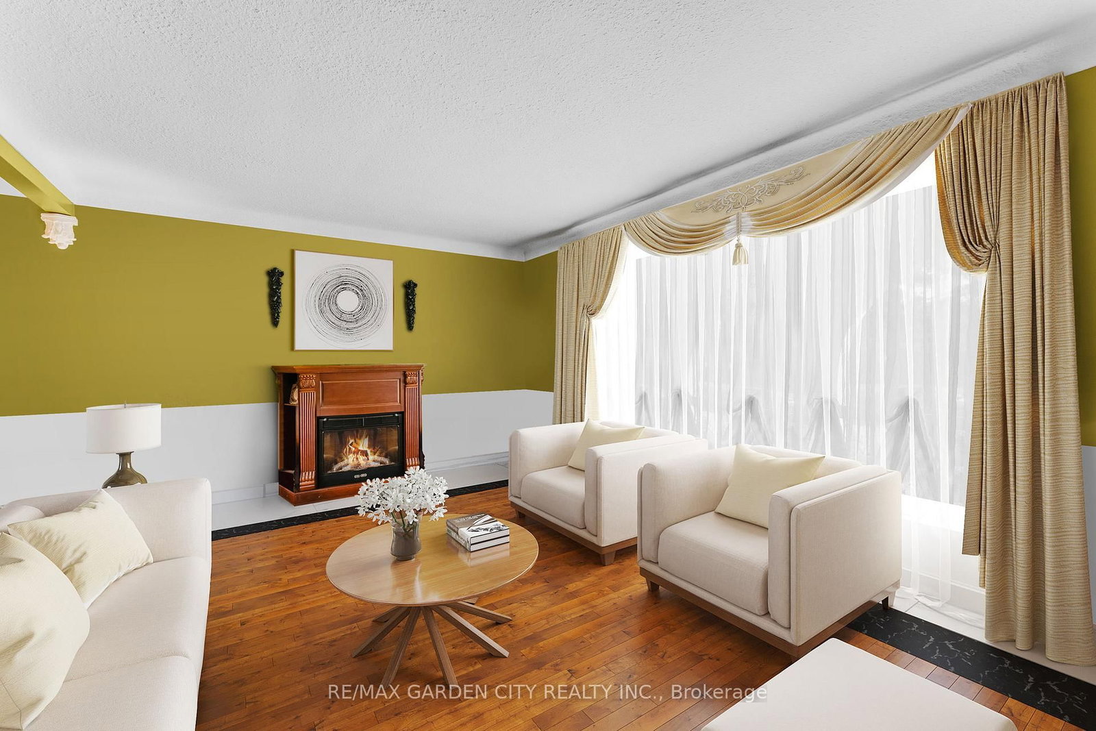 Listing Image 7