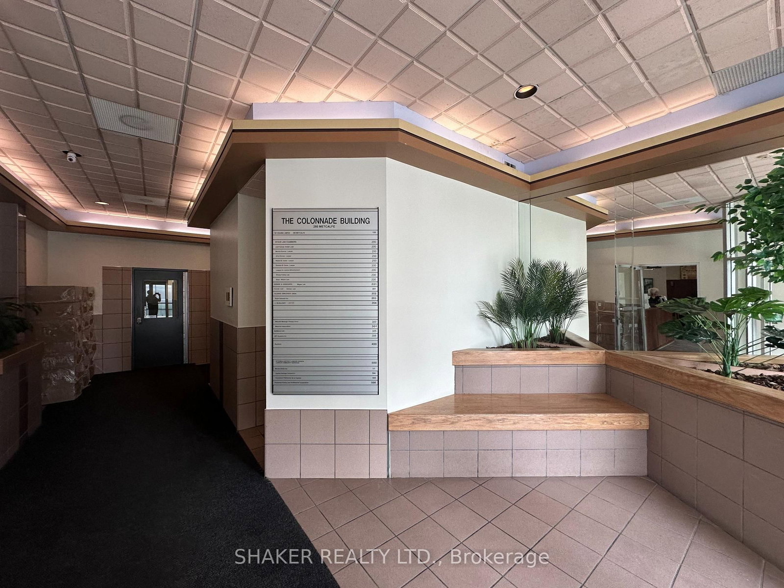 280 Metcalfe Street, Unit 401 - Photo 3