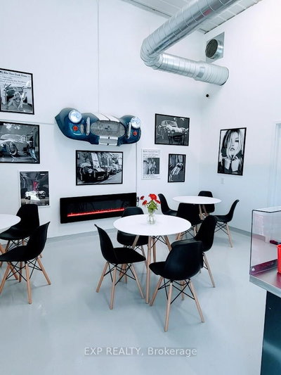 3392 Wonderland Rd | London South | Image