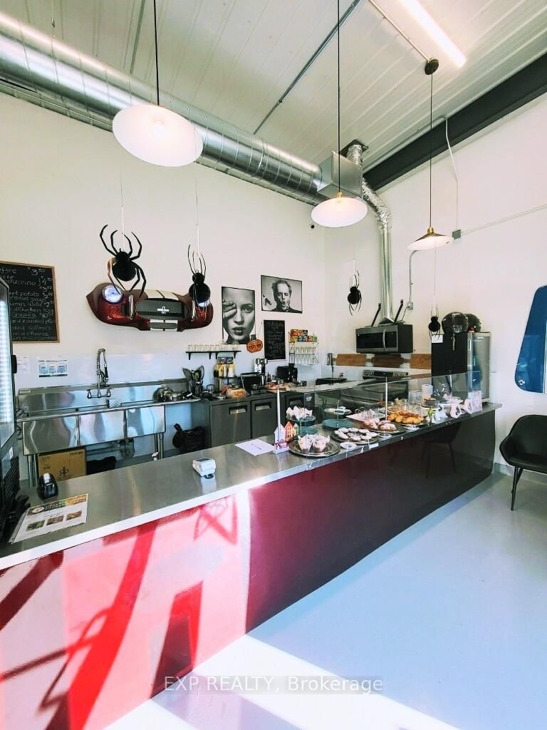 3392 Wonderland Rd S, London South, N6L 1J9 | Image 3