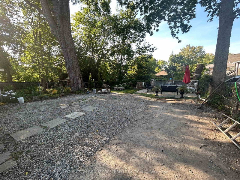 51 Stanley St, London South, N6C 1B2 | Image 2