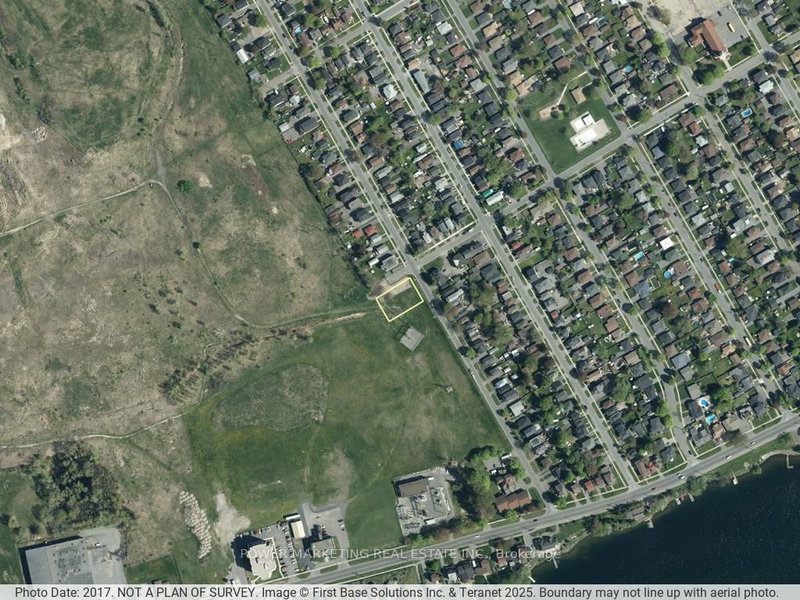 19 DANIS Ave, Cornwall, K6H 5E3 | Image 3