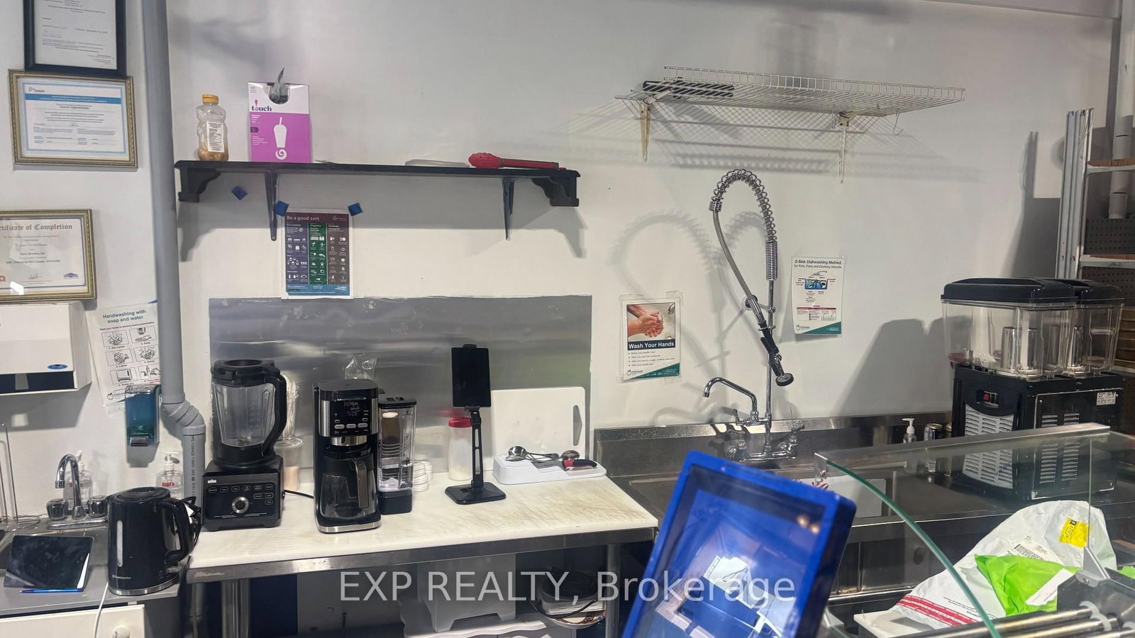 83 Macdonell Street - Photo 8