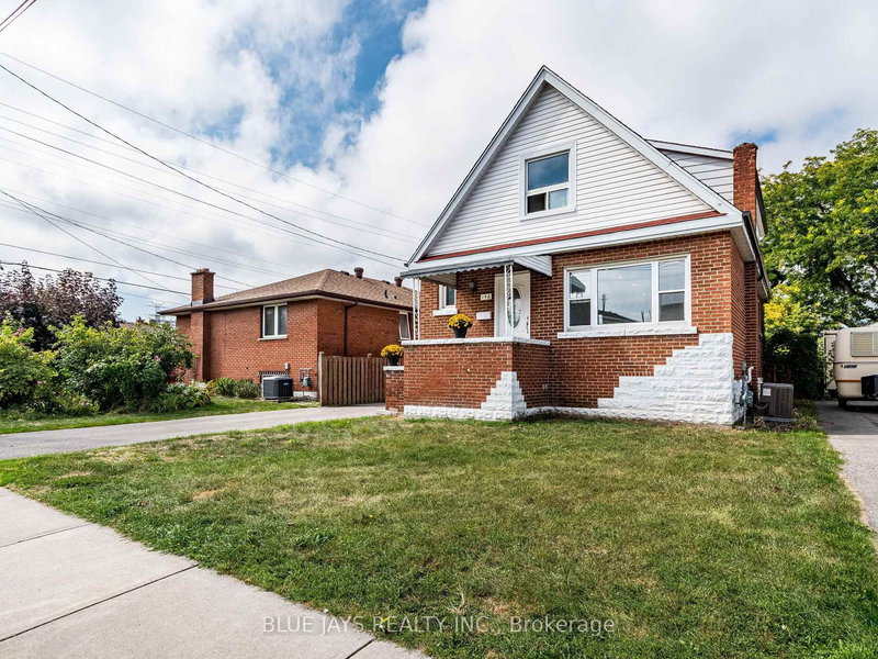 146 Craigroyston Rd, Hamilton, L8K 3K1 | Image 2