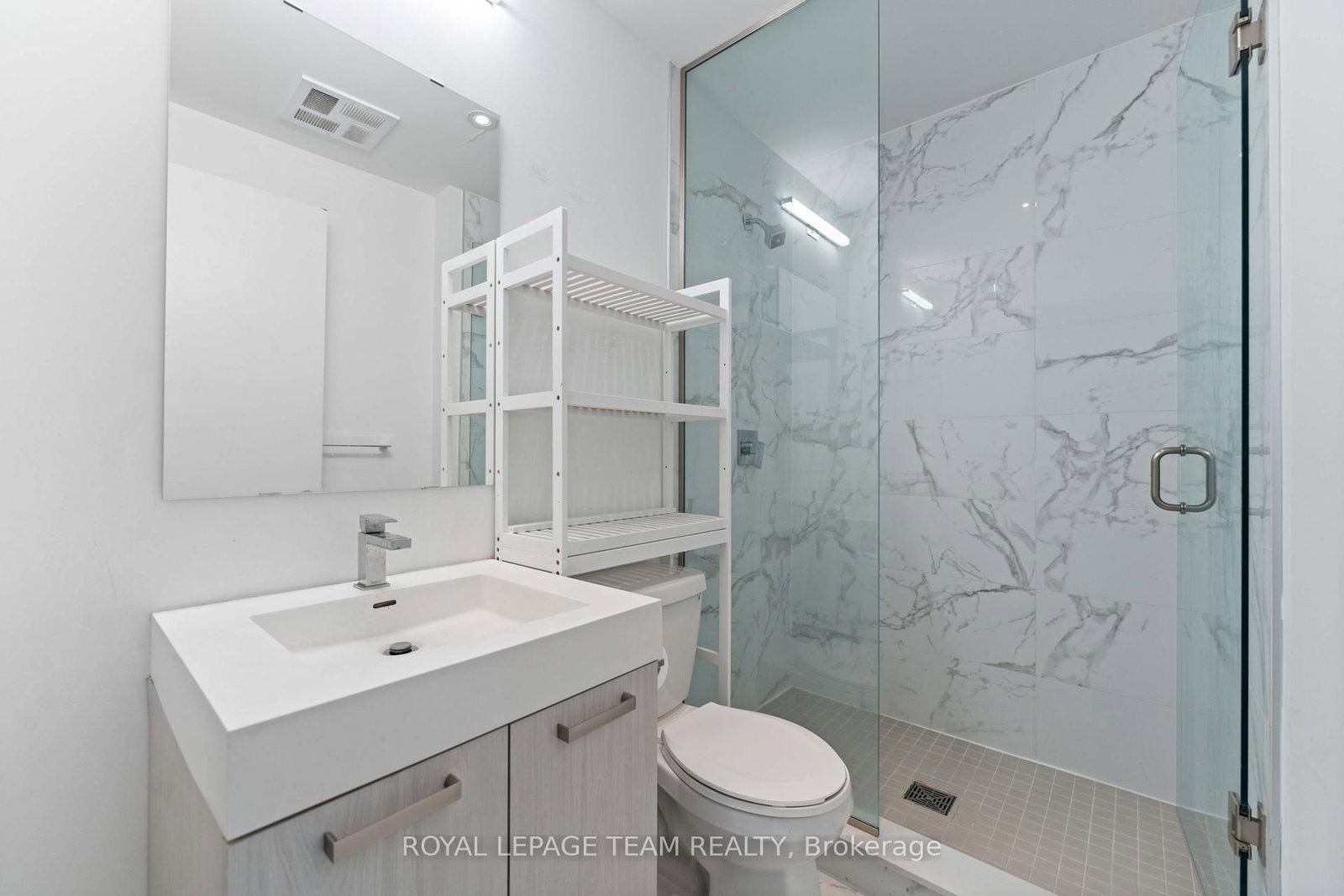 203 Catherine Street, Unit 306 - Photo 18