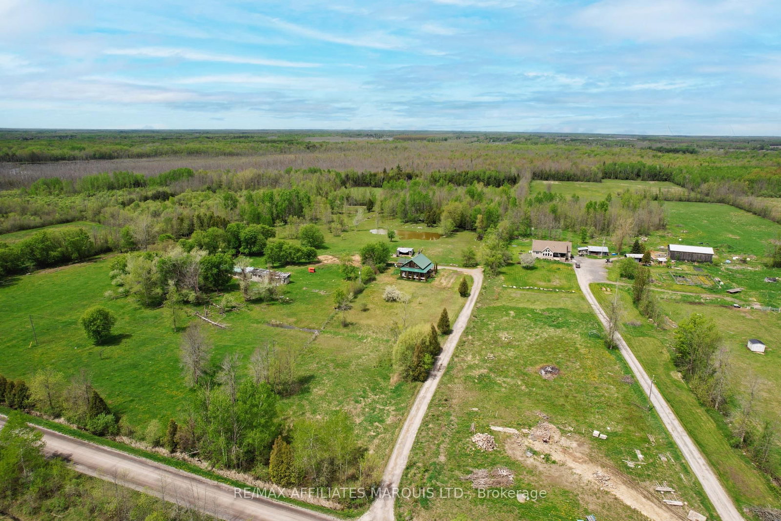 14059 DAFOE Road • South Stormont, ON photo 31