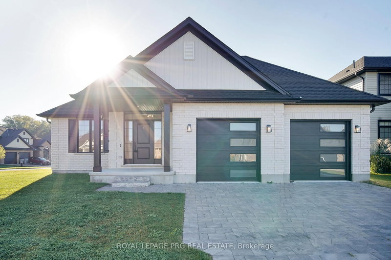 649 Tull St, Strathroy-Caradoc, N0L 1W0 | Image 3