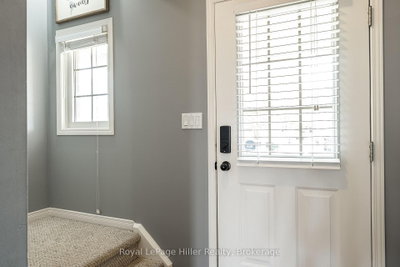 20 Hyde Road — photo 5