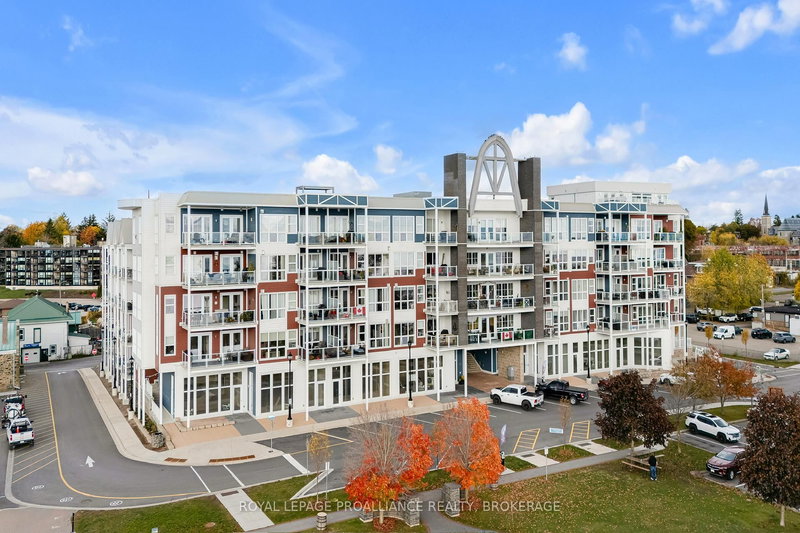 10 - 130 Water St, Gananoque, K7G 0A8 | Image 2