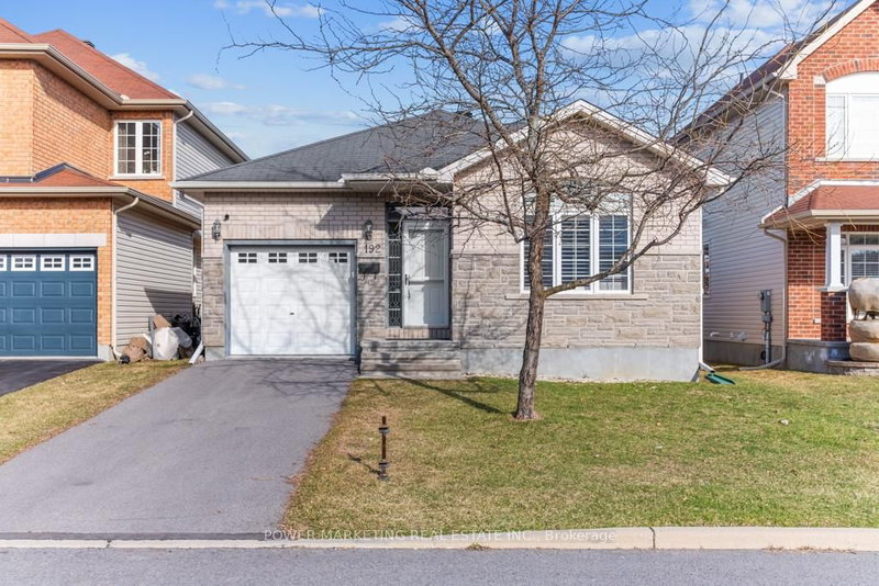 192 FELICITY Cres, Ottawa, K1W 0C2 | Image 2
