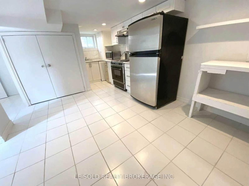 Bsmt - 112 Leland St, Hamilton, L8S 3A2 | Image 3