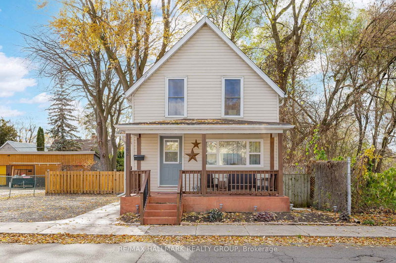 142 Park St, Brockville, K6V 2G9 | Image 2