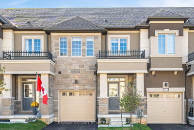 Townhouse sold at 102-305 Garner Road, Hamilton, Ontario, L9G 5E6 - Ancaster - MLS: X12516842