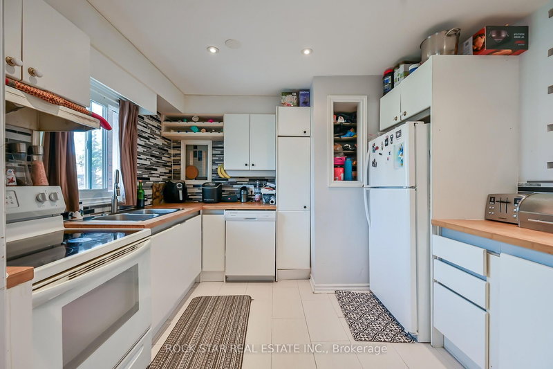 139 Balsam Ave S, Hamilton, L8M 3B6 | Image 3