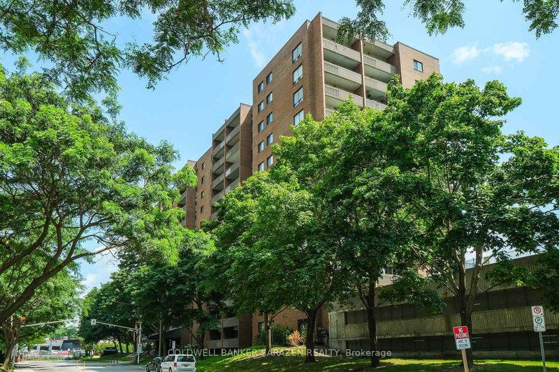 1115 - 1100 Ambleside Dr, Ottawa, K2B 8G6 | Image 2