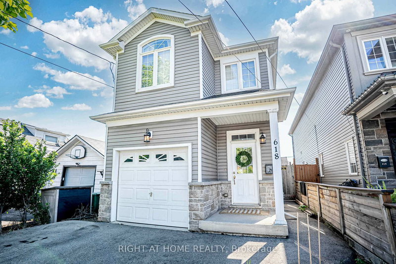 618 Knox Ave, Hamilton, L8H 6K3 | Image 3