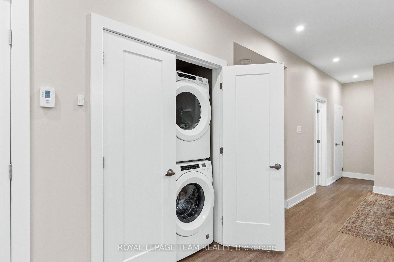 423 Ravenhill Avenue, Unit D - Photo 23