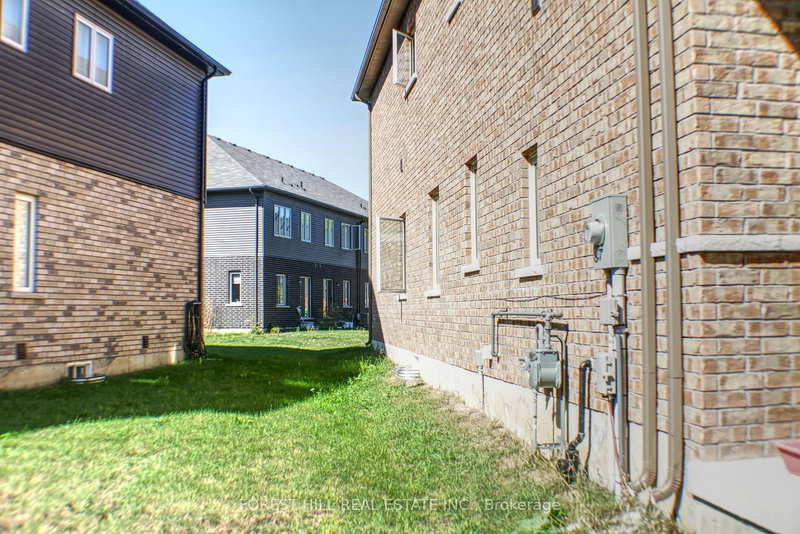 32 Stauffer Rd, Brantford, M6A 1N3 | Image 3