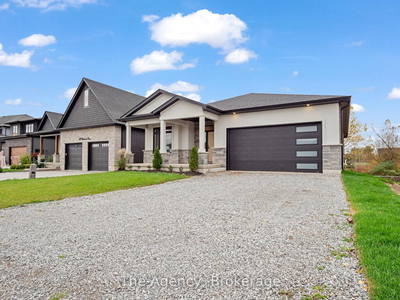 149 Willowbrook Dr, Welland, L3C 0G2 | Image 3