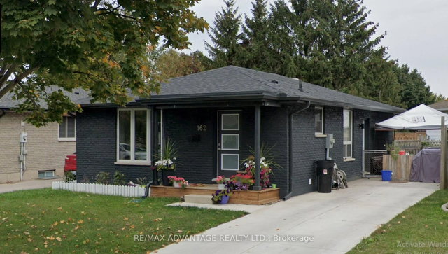 Lower - 162 Speight Boulevard