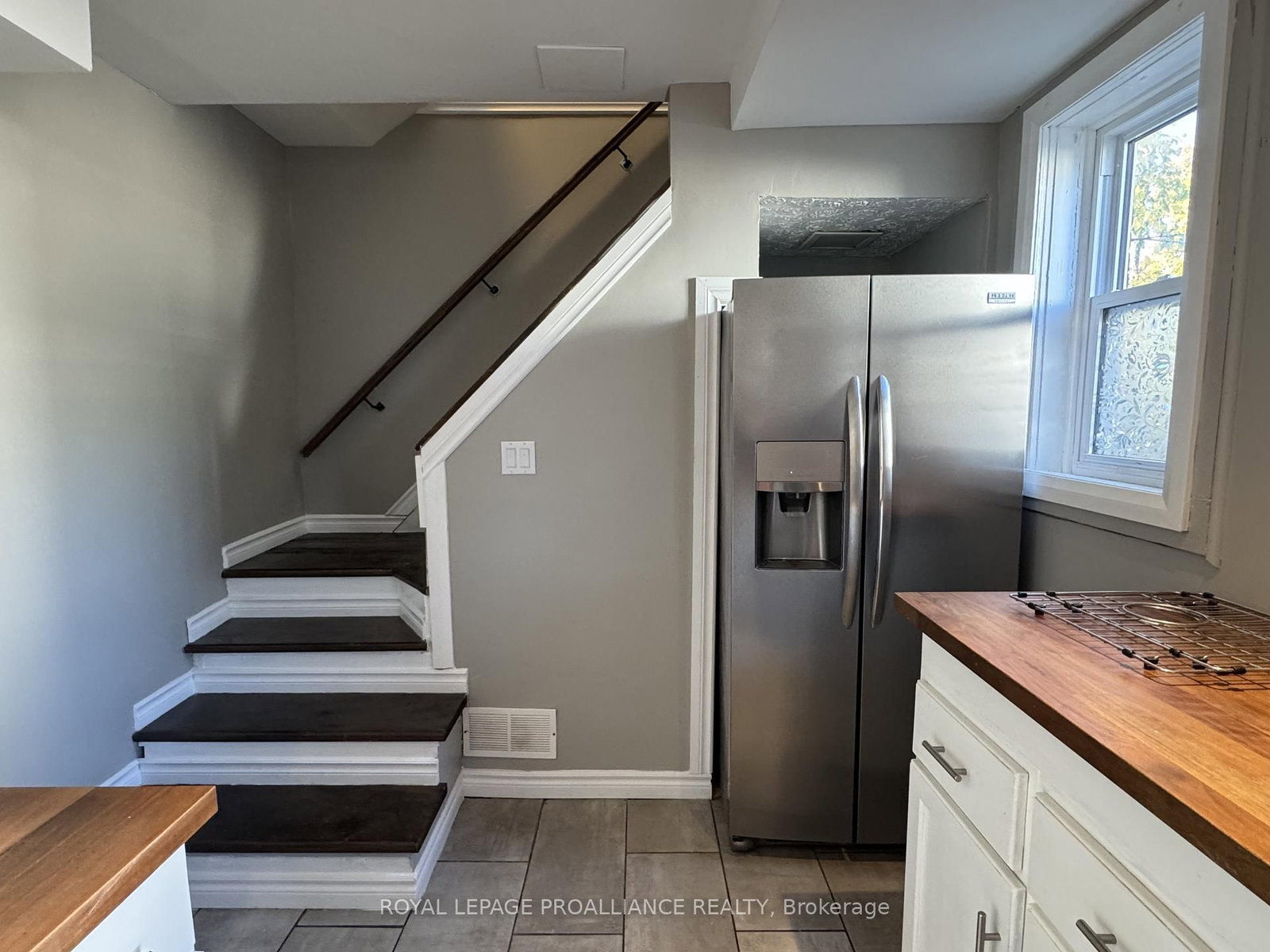 28 Sinclair Street, Unit A - Photo 13