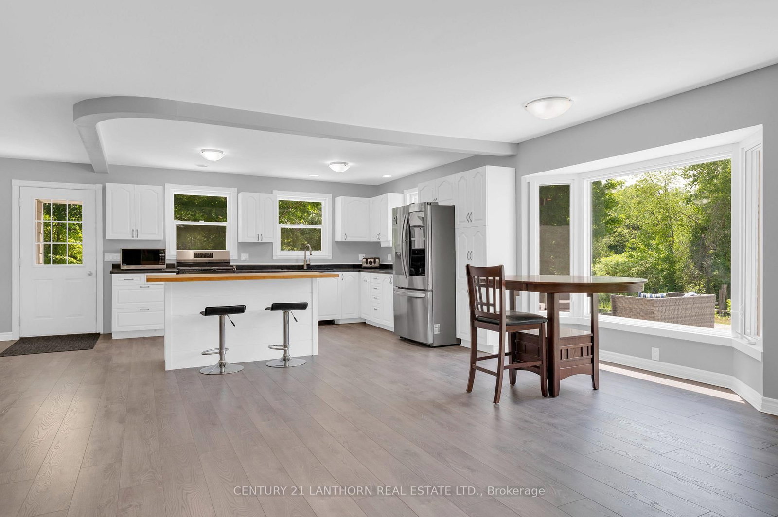 Detached House for sale at 932 Hunt Club Road, Madoc, Ontario, K0K 2K0 - Madoc - MLS: X12520944