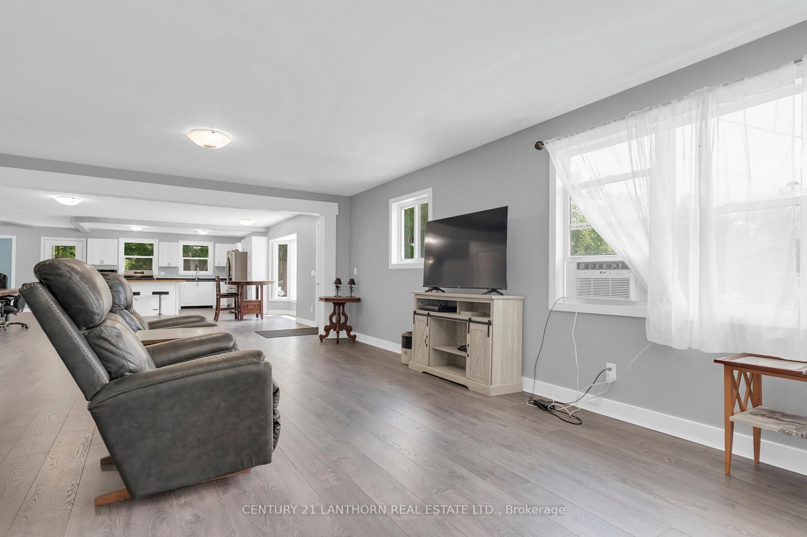 Detached House for sale at 932 Hunt Club Road, Madoc, Ontario, K0K 2K0 - Madoc - MLS: X12520944