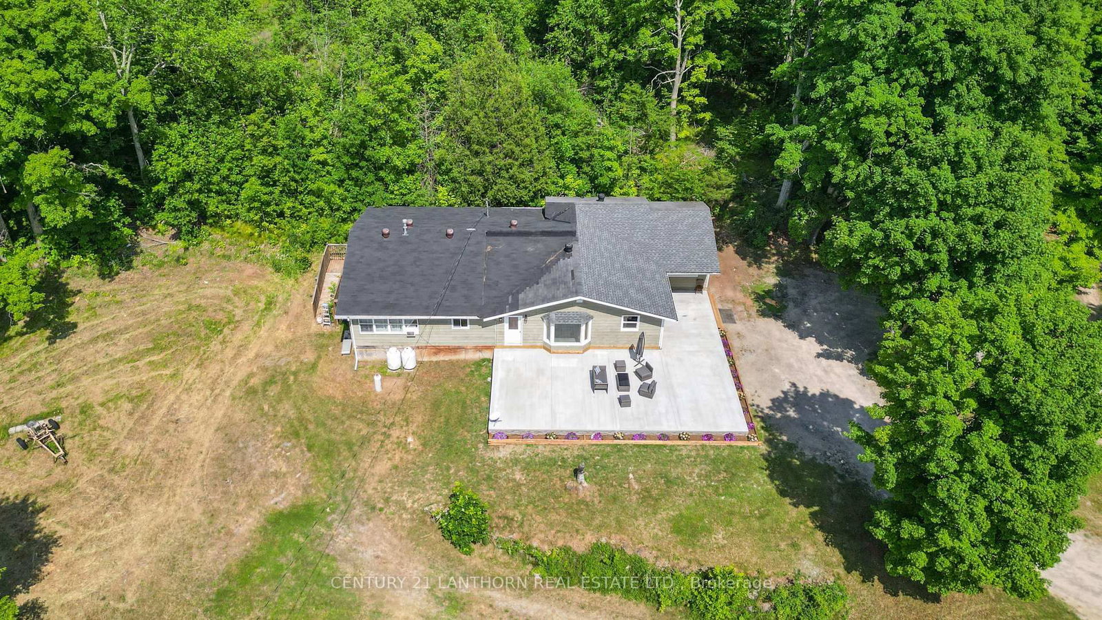 Detached House for sale at 932 Hunt Club Road, Madoc, Ontario, K0K 2K0 - Madoc - MLS: X12520944