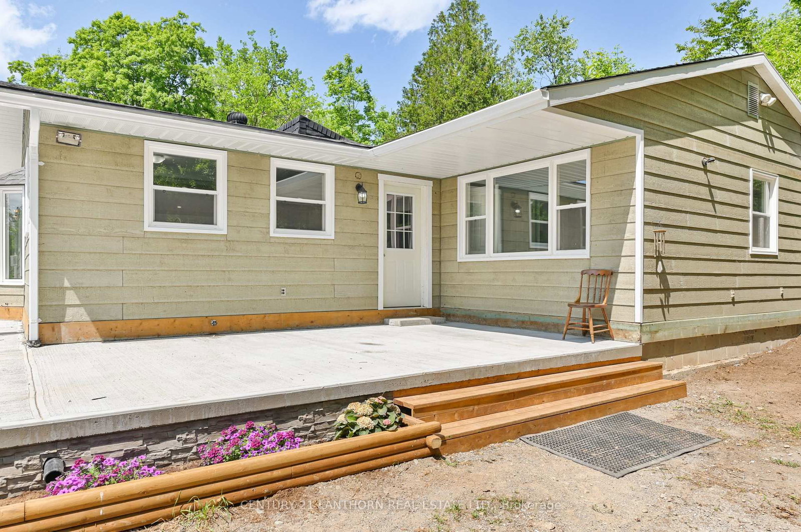 Detached House for sale at 932 Hunt Club Road, Madoc, Ontario, K0K 2K0 - Madoc - MLS: X12520944