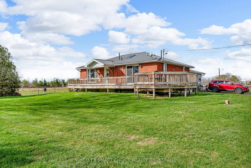 17637 Island Rd E, South Stormont, K0C 1S0 | Image 2