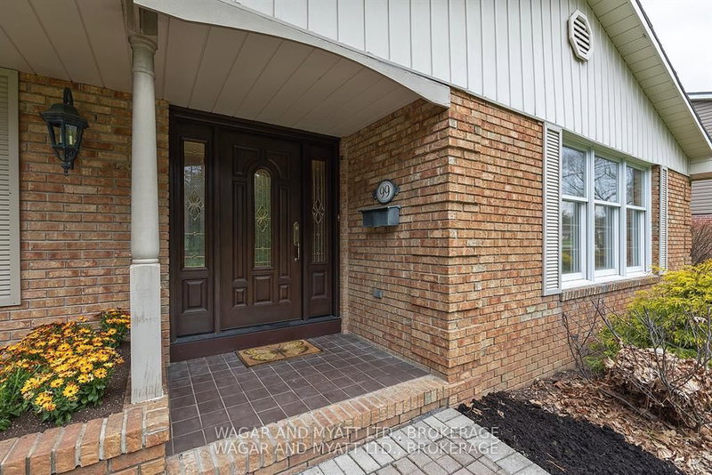 99 River Rd, Greater Napanee, K7R 3H3 | Image 3